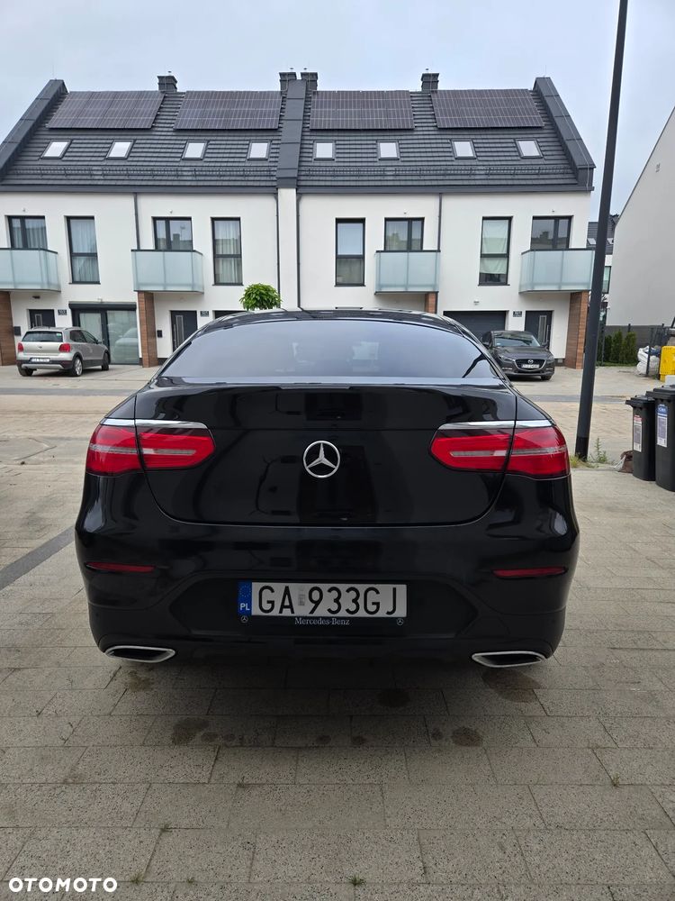 Mercedes-Benz GLC 220 d 4-Matic - 3