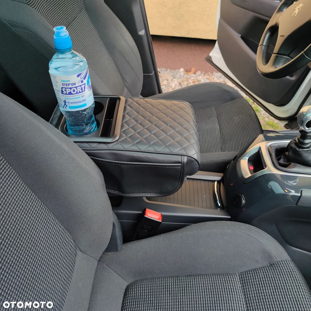 Peugeot 5008 1.6 HDi Style 7os - 16