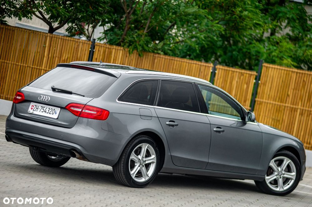 Audi A4 Avant 2.0 TFSI Quattro S tronic - 11