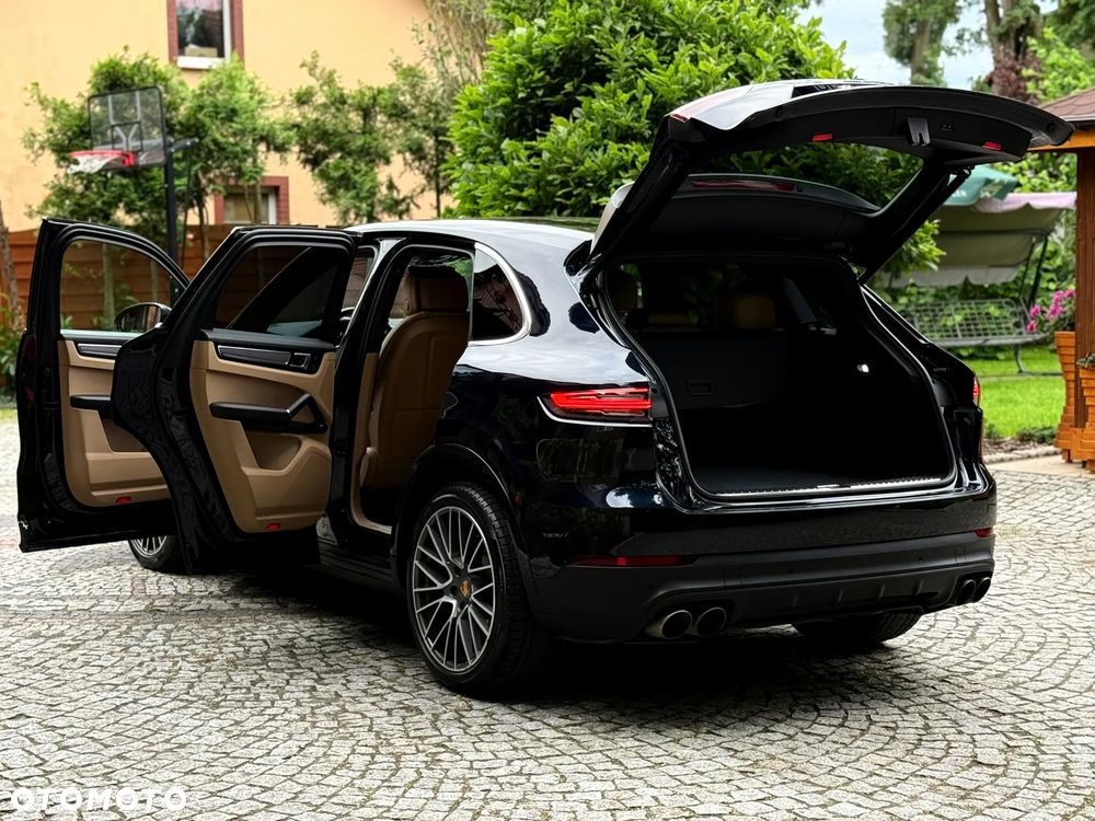 Porsche Cayenne S - 14