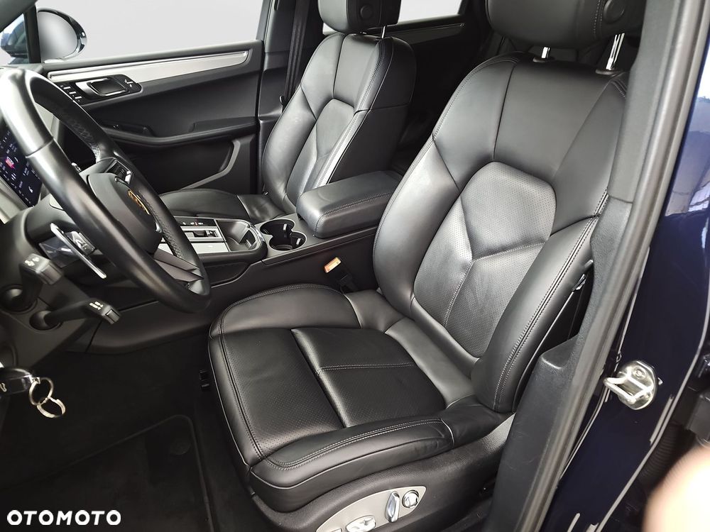 Porsche Macan Standard - 13