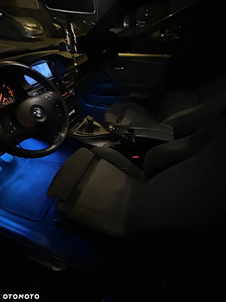 BMW Seria 3 320d - 27