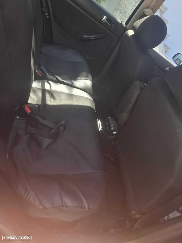 VW Golf - 6