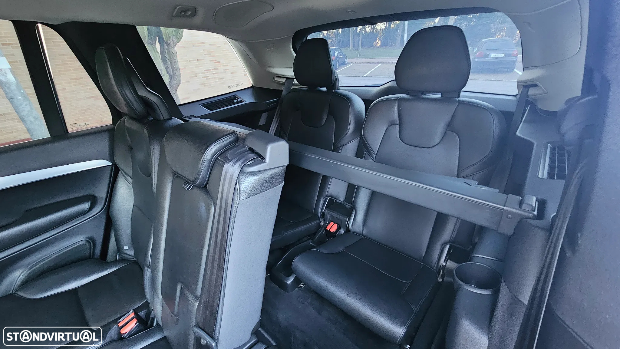 Volvo XC 90 2.0 D4 Momentum - 23
