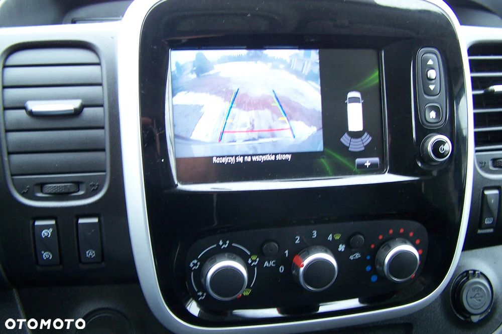 Renault Trafic - 16