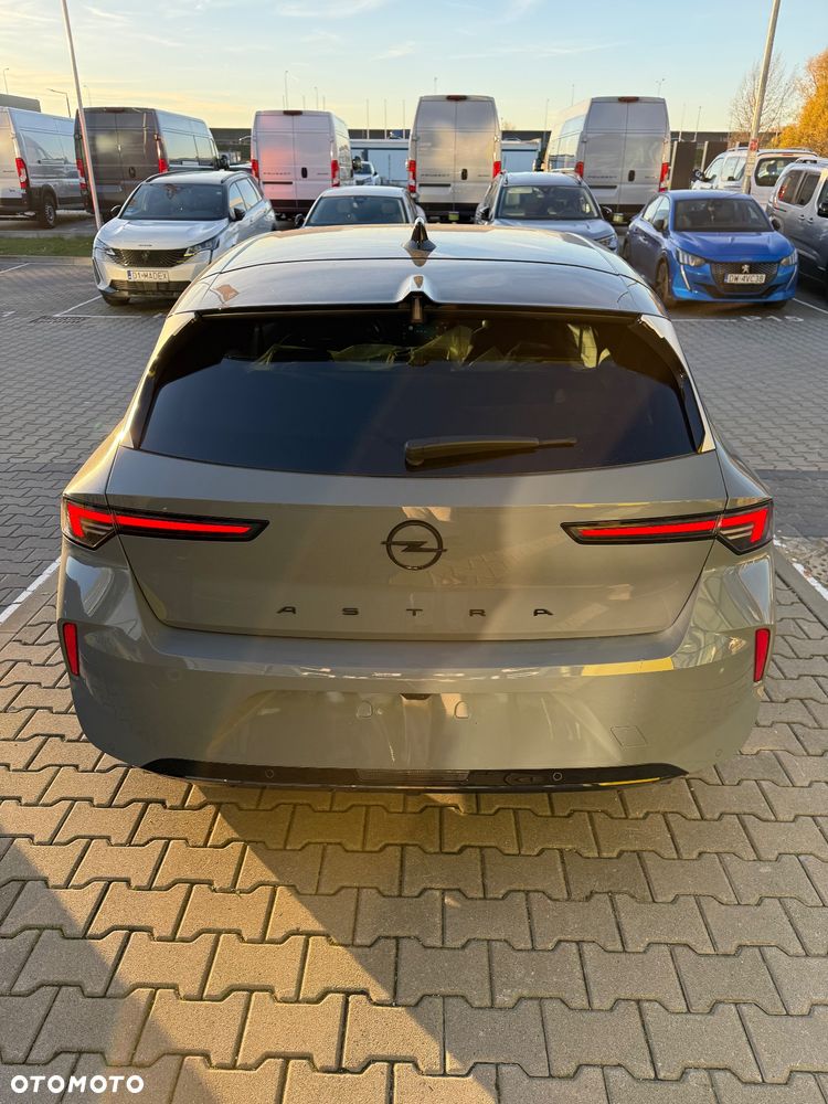 Opel Astra 1.2 T GS Line S&S - 5