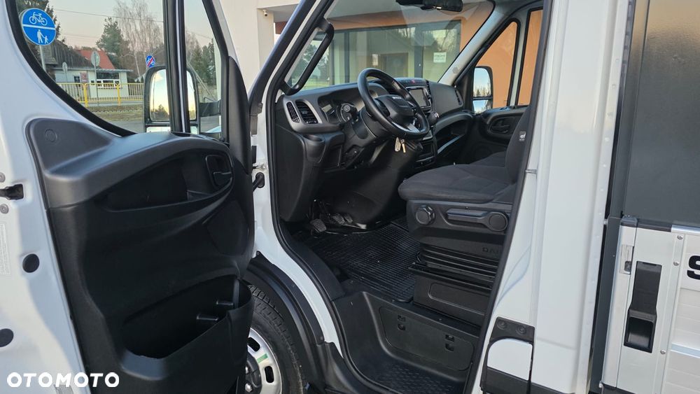 Iveco ❗️❗️DAILY 3.0 180KM MAXI 50C18 JAK NOWY ❗️❗️NOWY MODEL / SKRZYNIA OTWARTA SCATOLINI / 3500KG HAK / PIERWSZY WŁASCICIEL / NAVI / KAMERA COFANIA / FULL LED / TEMPOMAT AKTYWNY / BLIŹNIAKI / BURTY ALUMINIOWE / WERSJA WZMOCNIONA / FULL OPCJA / SERWIS ASO / SALON POLSKA / 35C15 50C15 35C18❗❗ JAK Z SALONU - NOWY -❗❗ - 37