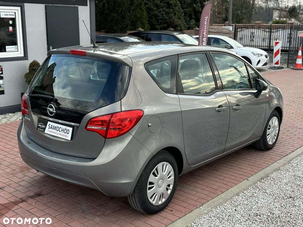 Opel Meriva - 8