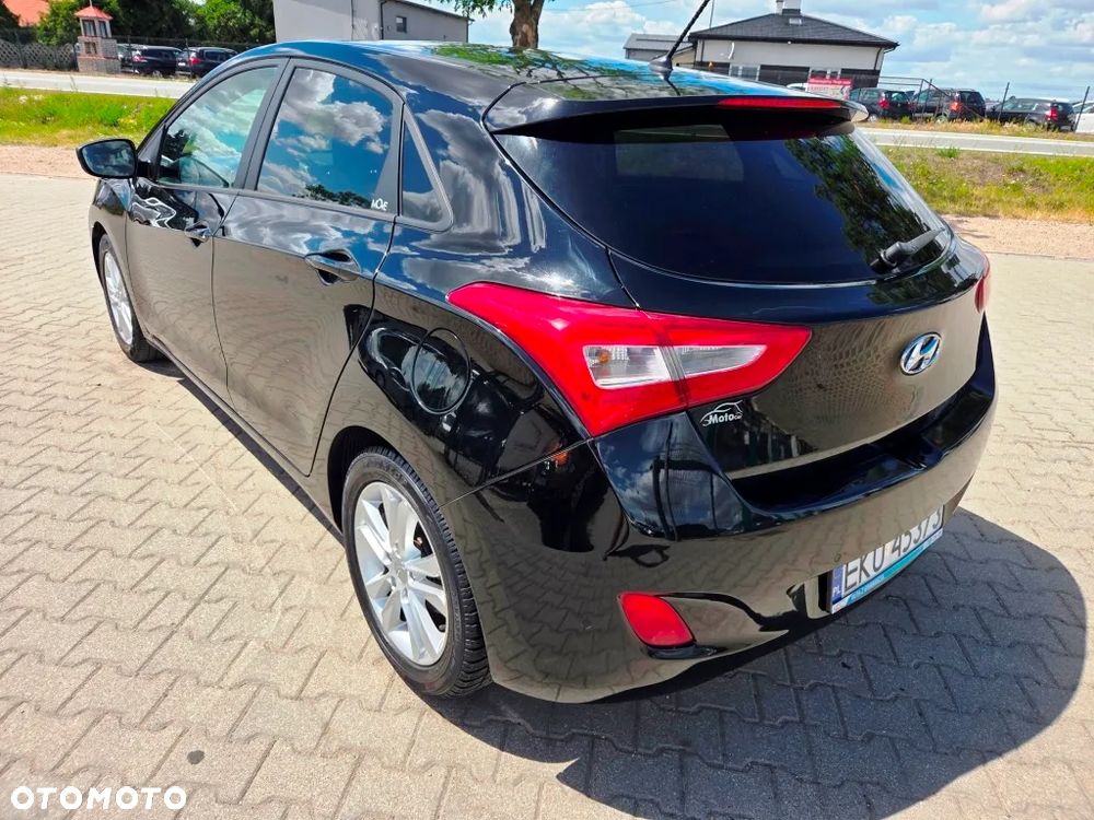 Hyundai i30 1.6 GDI Comfort - 14