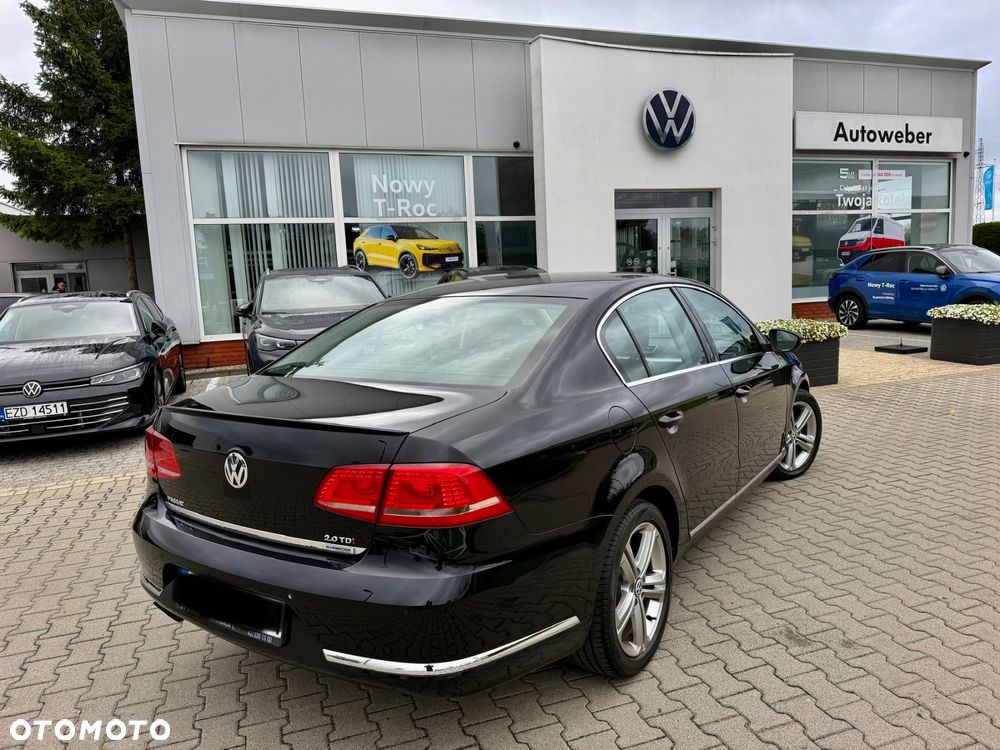 Volkswagen Passat - 3