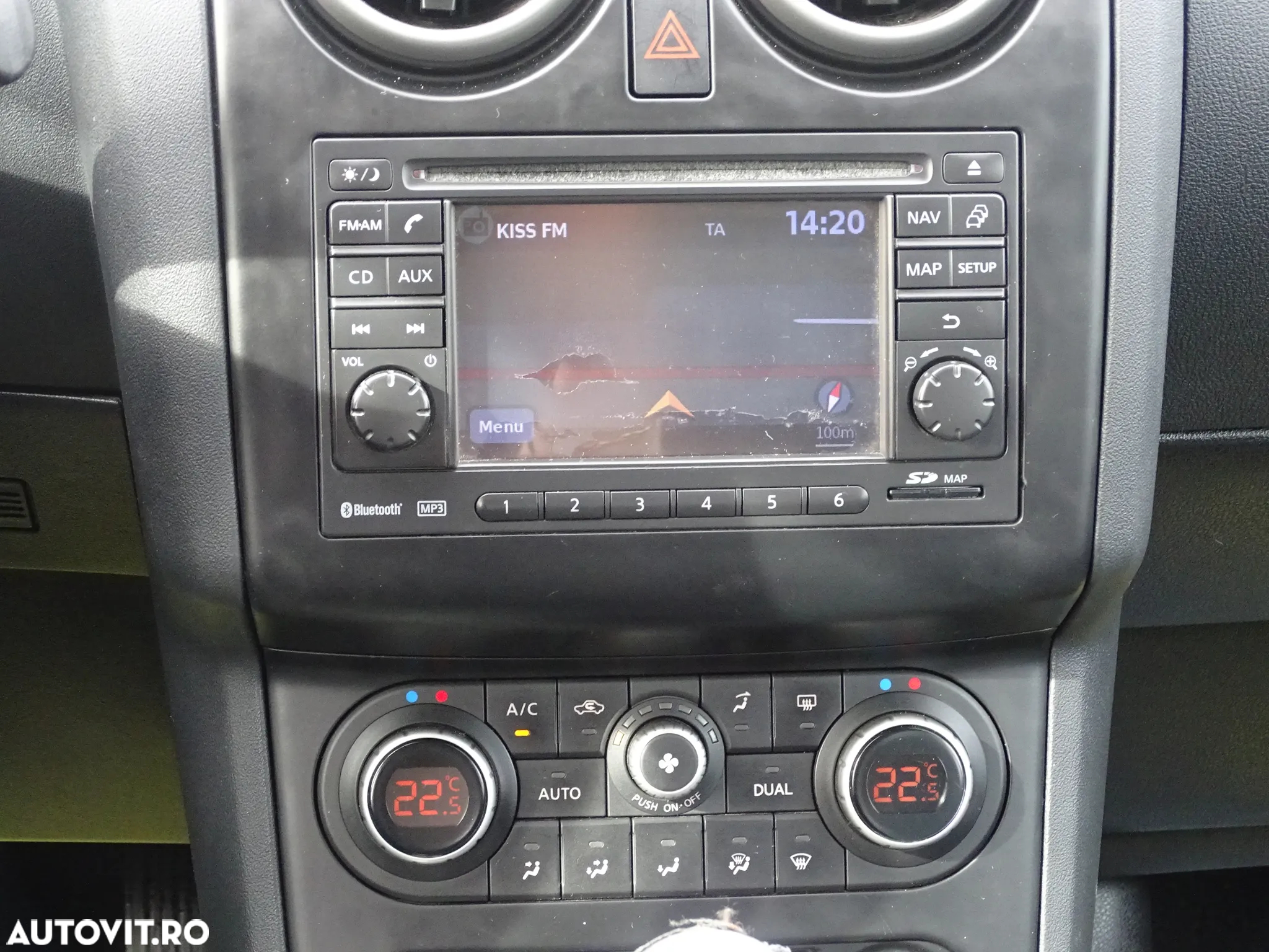 Nissan Qashqai 1.6 dCi DPF 4x4 tekna - 13