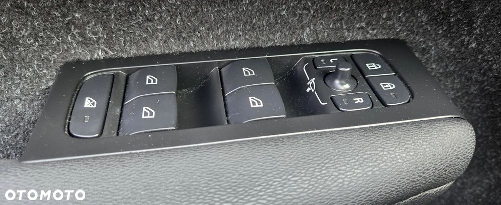 Volvo XC 40 D4 AWD Geartronic Inscription - 34