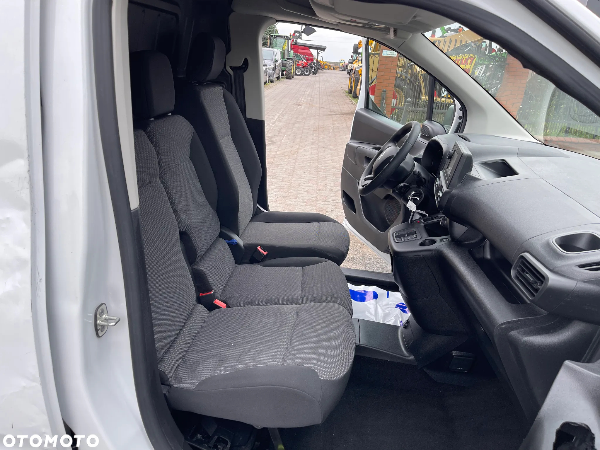 Citroën E-BERLINGO Berlingo 100% ELEKTRYCZNY 2023 ROK Tylko 22.000 KM Przebieg 3 Osobowy - 19