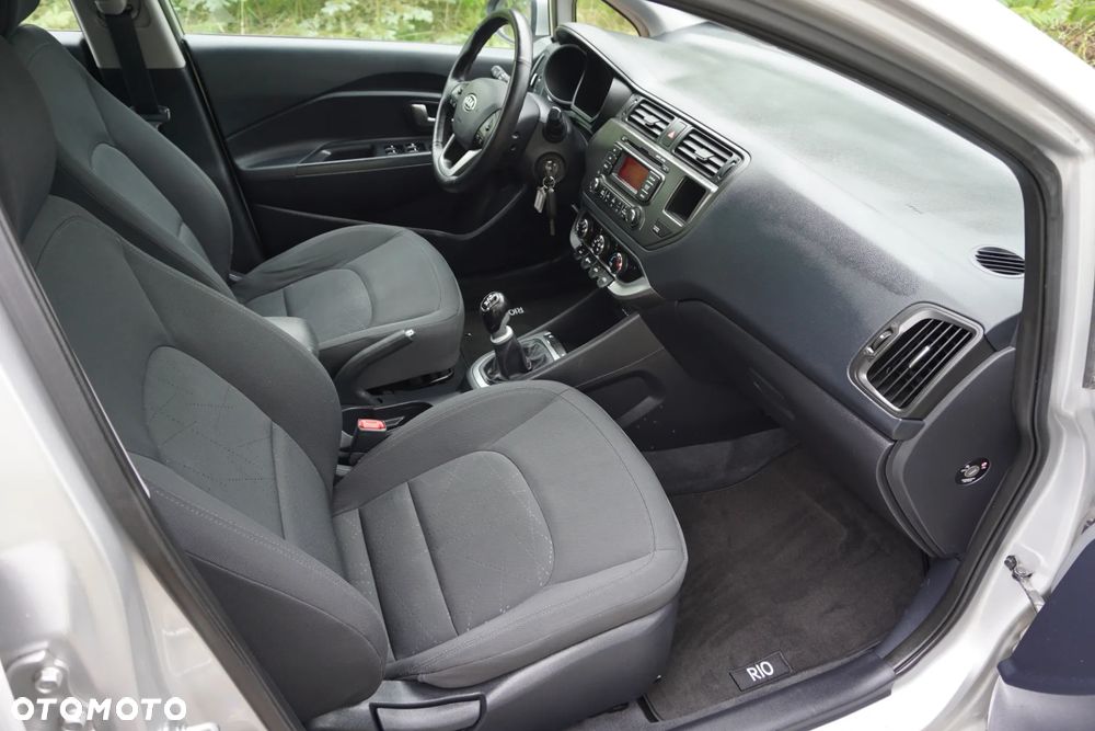 Kia Rio 1.4 Dream-Team Edition - 13