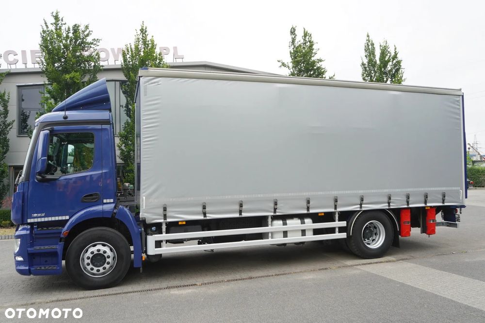 Mercedes-Benz Actros 1833 / Firanka 18 EPAL / 200 tys. km - 2