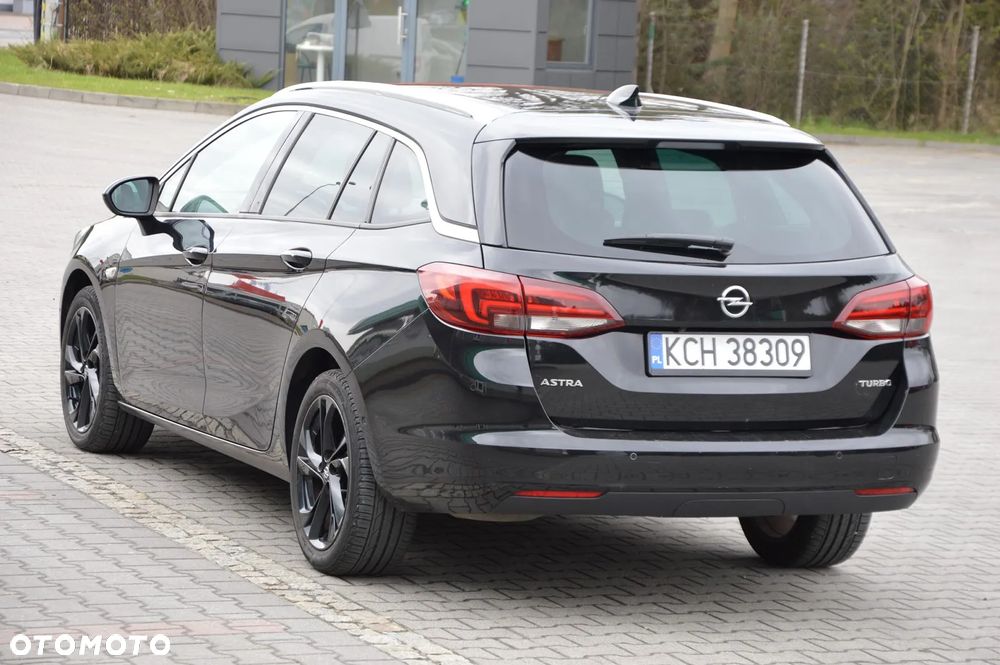 Opel Astra 1.4 Turbo Innovation - 4