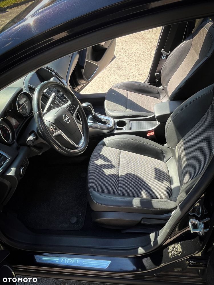 Opel Astra 1.4 T Business - 8