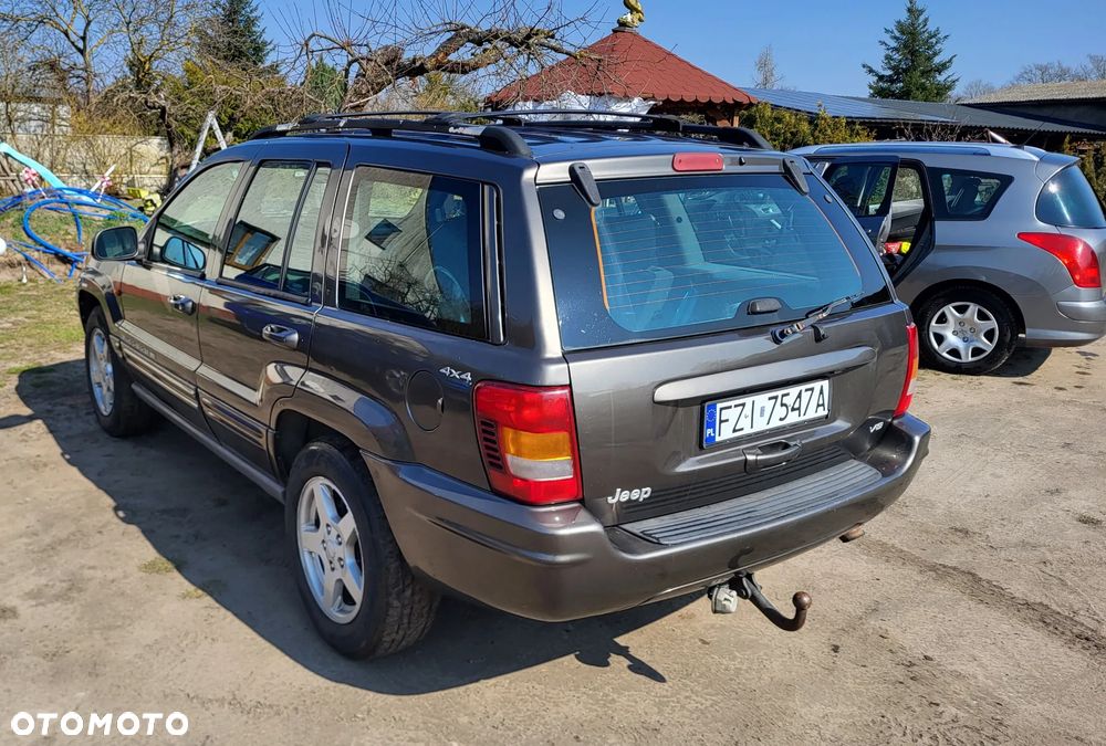 Jeep Grand Cherokee - 8