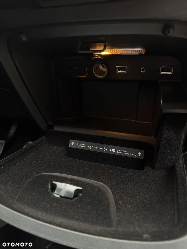 Citroën C4 Grand Picasso - 25