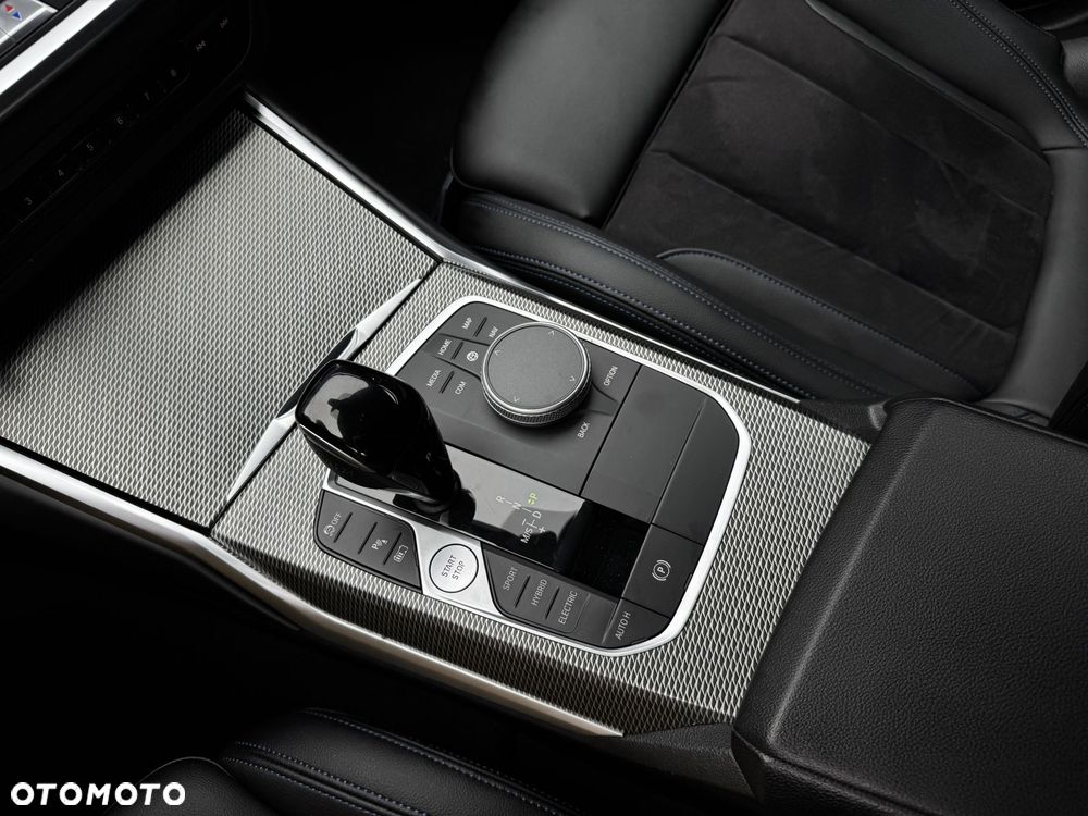 BMW Seria 3 - 27