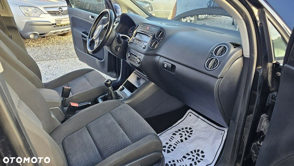 Volkswagen Golf Plus - 17