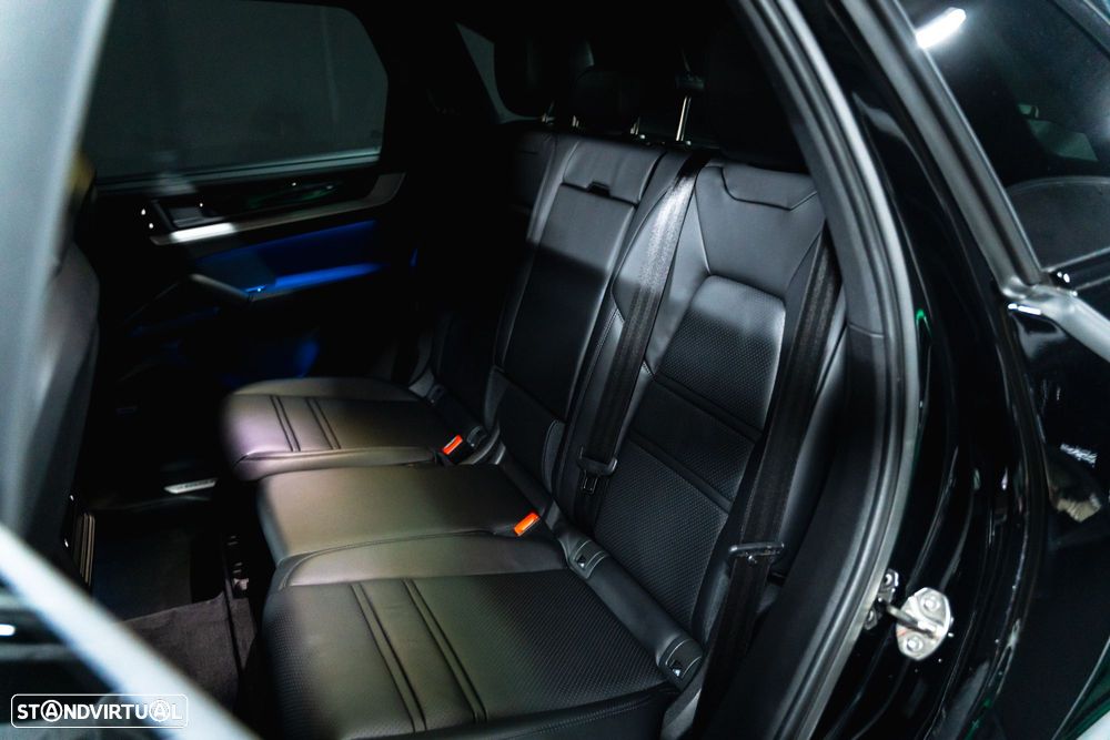 Porsche Cayenne E-Hybrid - 17