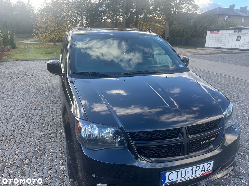 Dodge Grand Caravan 3.6 R/T - 12