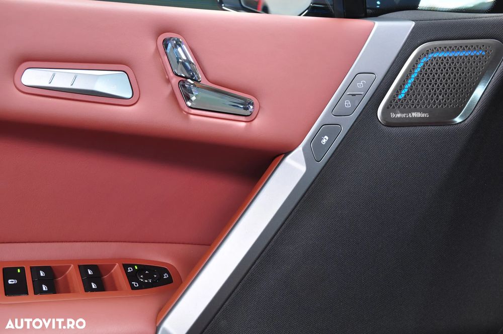 BMW iX xDrive60 - 11