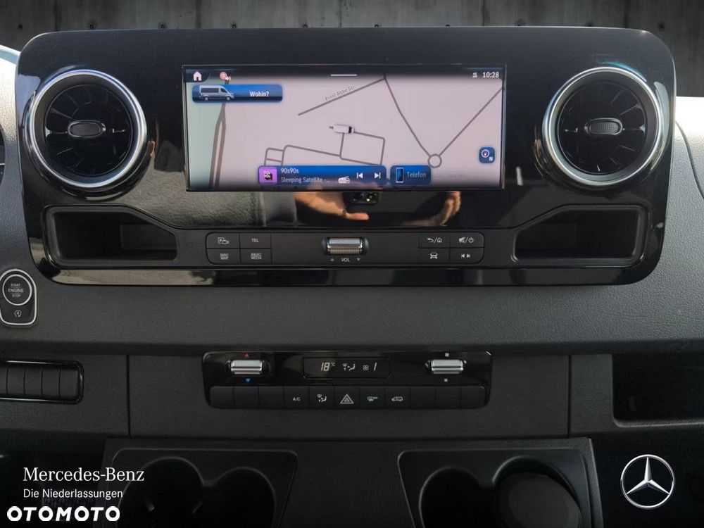 Mercedes-Benz Sprinter - 11