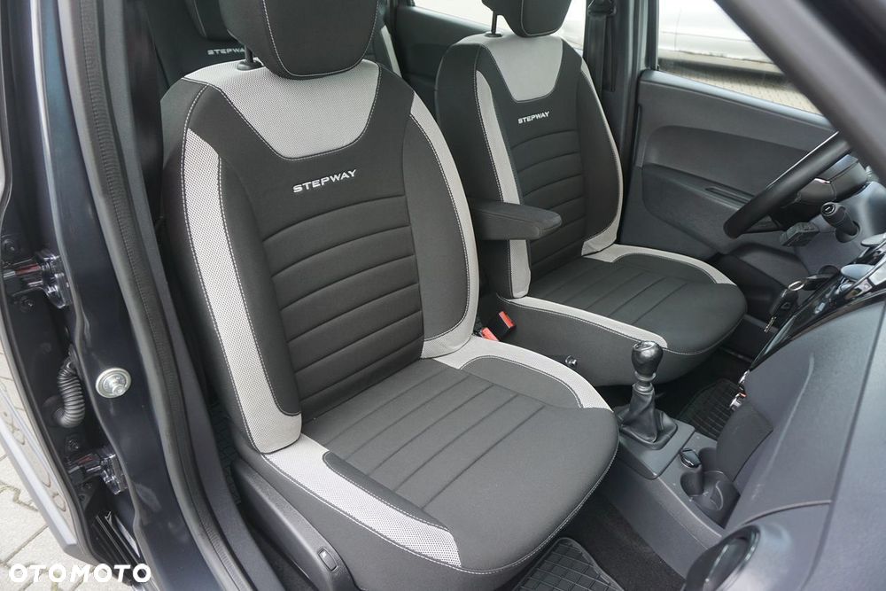 Dacia Lodgy 1.5 Blue dCi Stepway S&S EU6d - 20