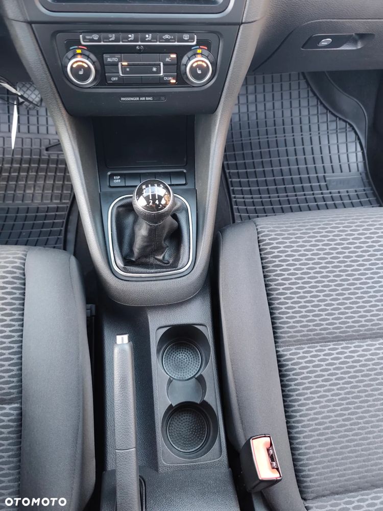 Volkswagen Golf 1.6 United - 13