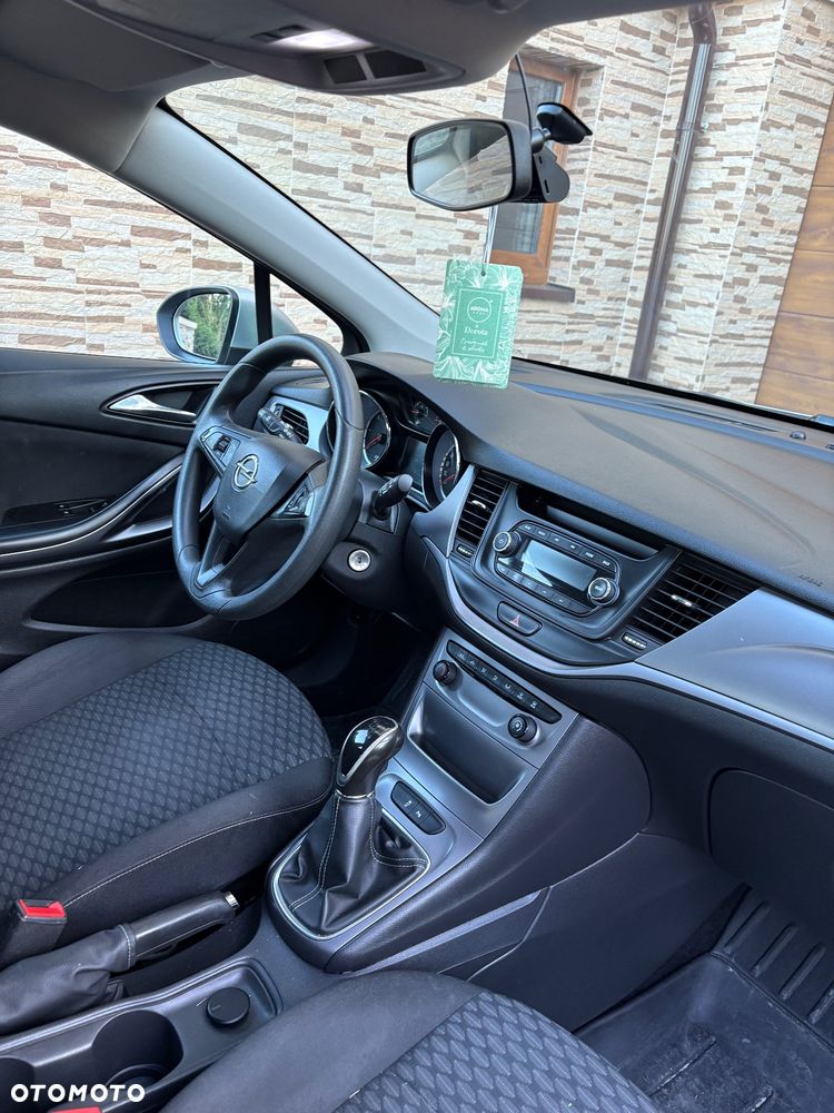 Opel Astra 1.6 CDTI Cosmo - 2