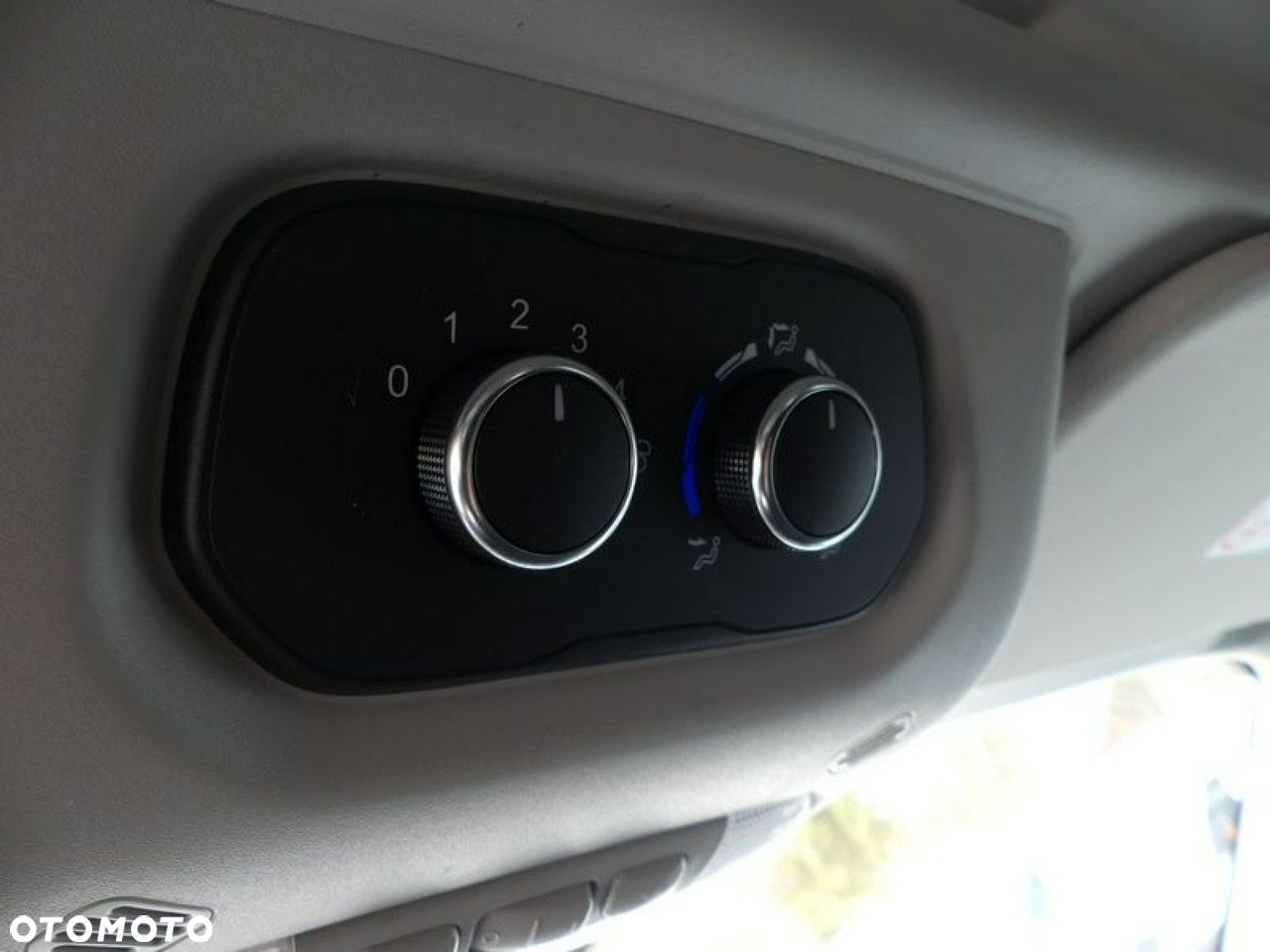 Ford Transit - 9
