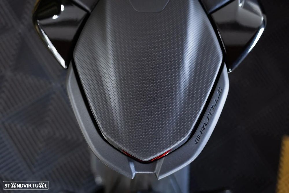 MV Agusta Brutale - 12