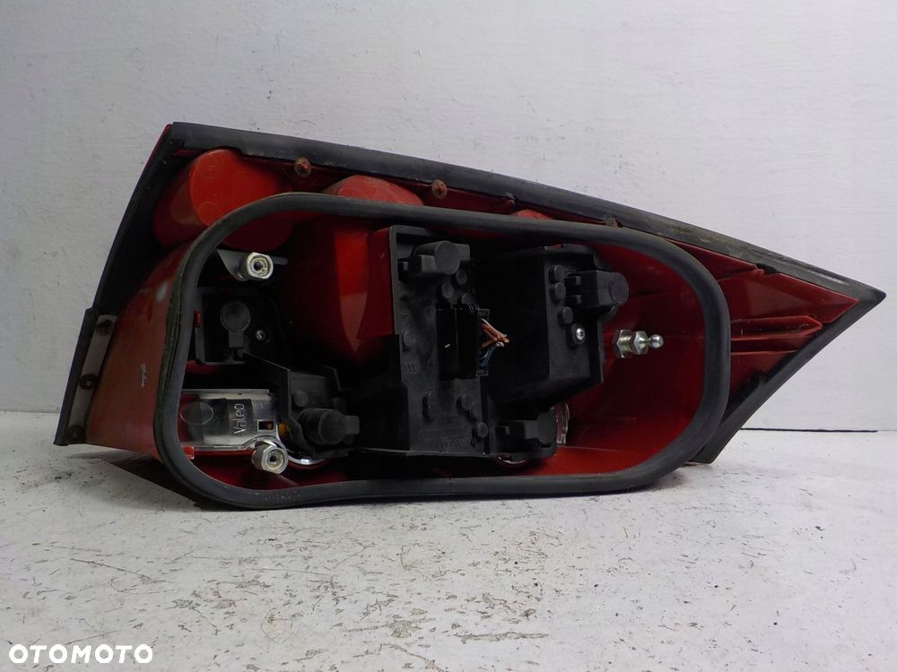 AUDI TT I 8N LAMPA LEWA TYLNA LEWY TYŁ UK - 4