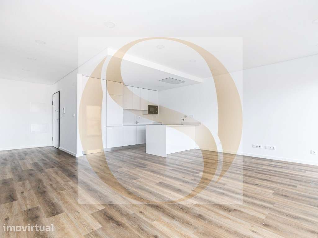 Apartamento T2 com Suite, Varanda e 2 Estacionamentos - Grande imagem: 4/20