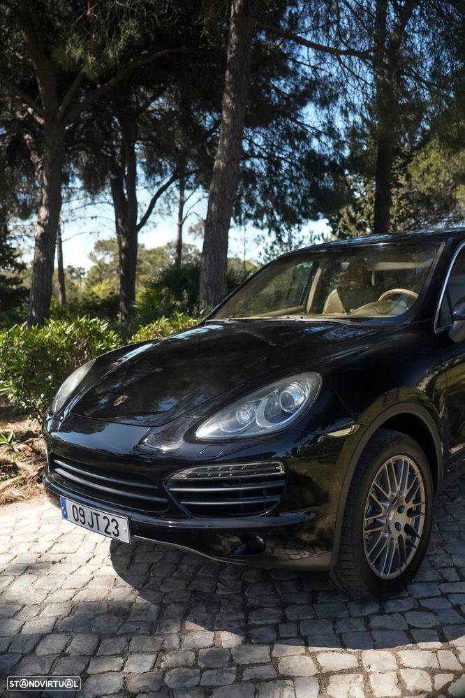 Porsche Cayenne - 6