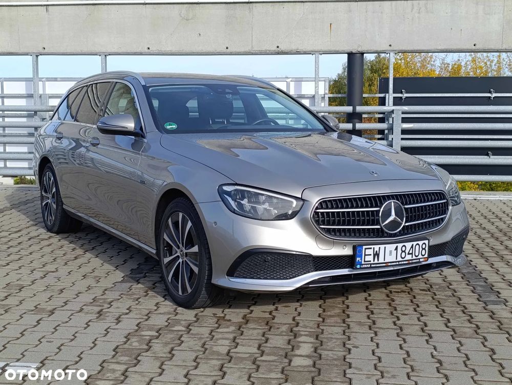 Mercedes-Benz Klasa E 300 de 4Matic T 9G-TRONIC - 6