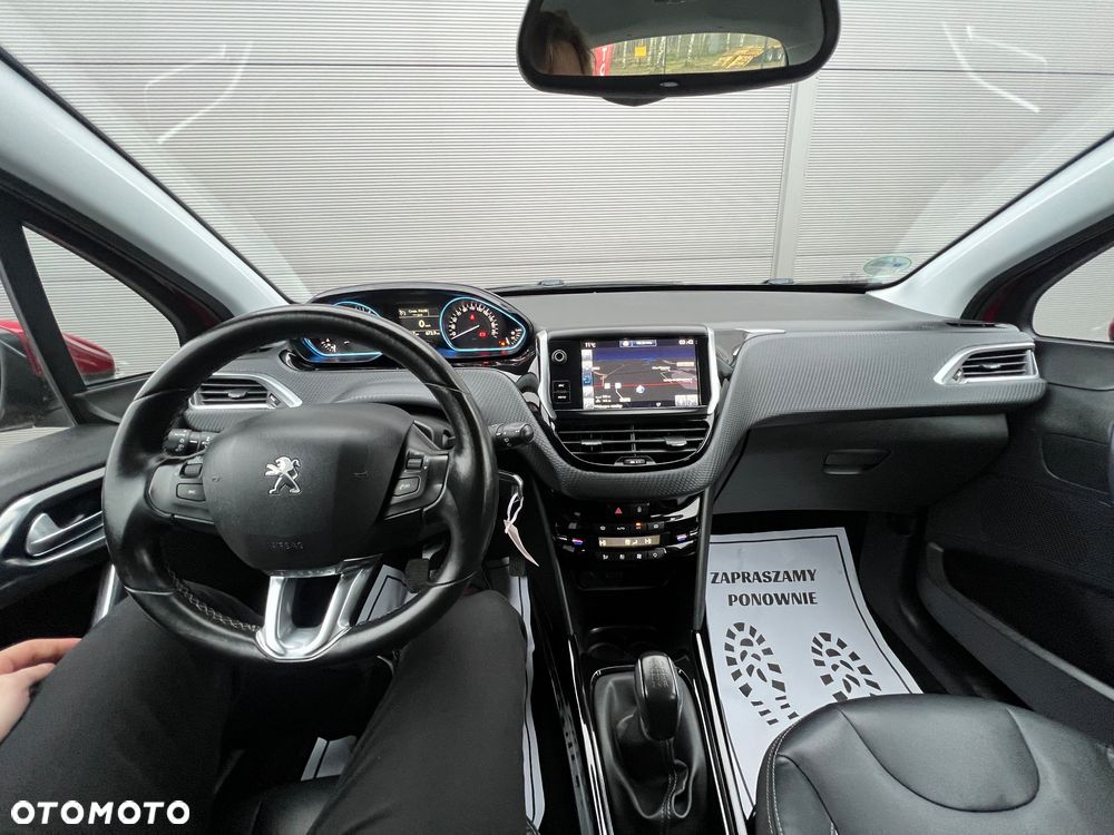 Peugeot 2008 PureTech 110 Stop&Start Allure - 19