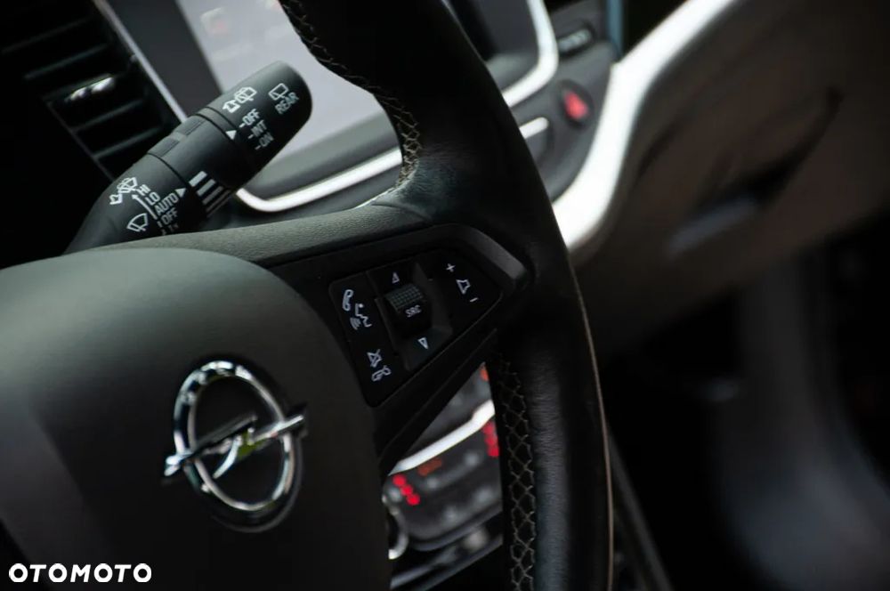 Opel Astra 1.4 Turbo Innovation - 39