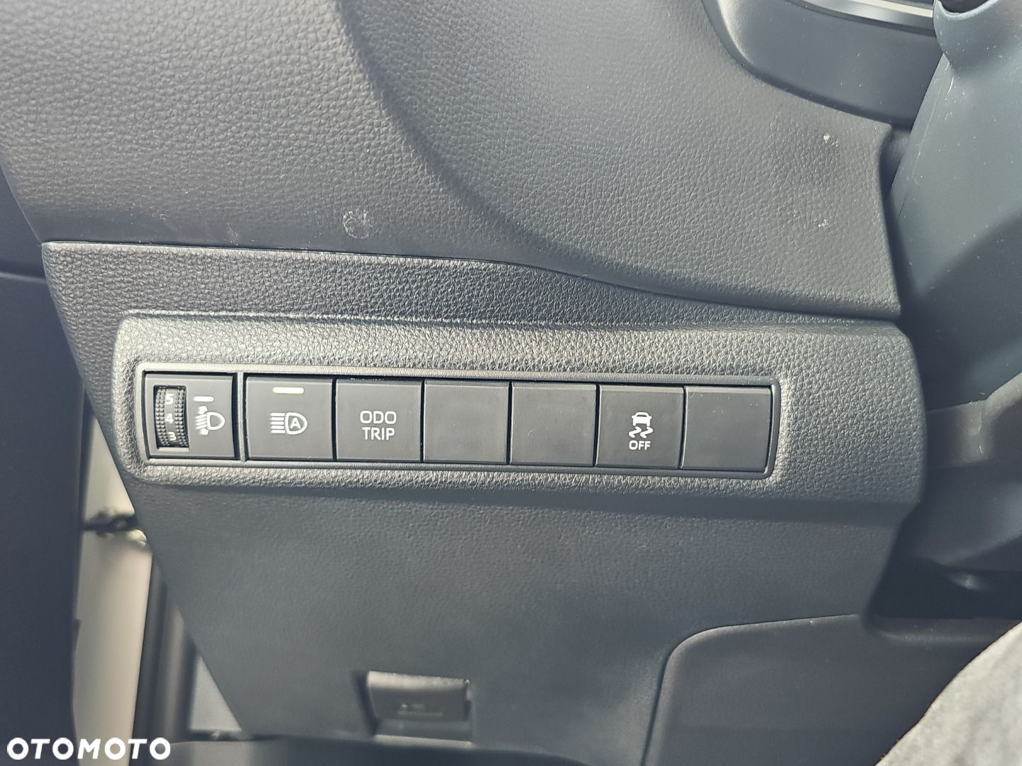 Toyota Corolla - 19