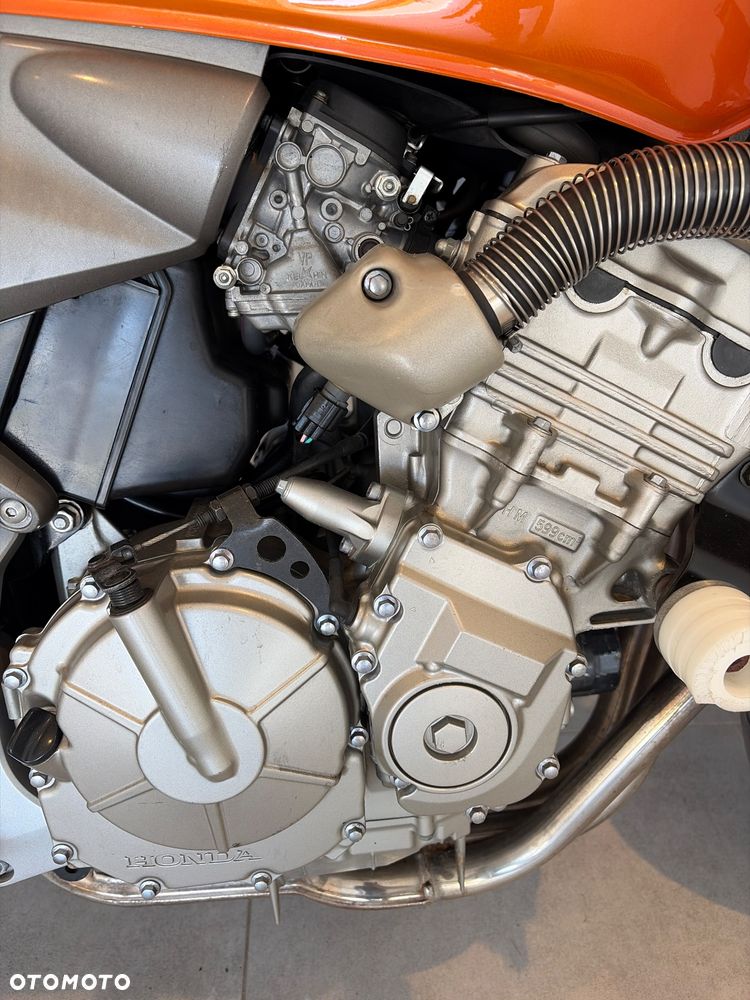 Honda Hornet - 4
