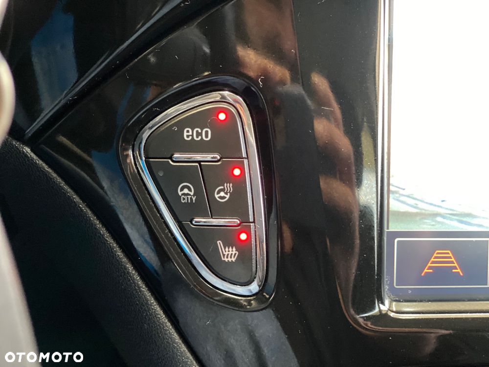 Opel Corsa 1.4 Turbo Start/Stop Active - 27