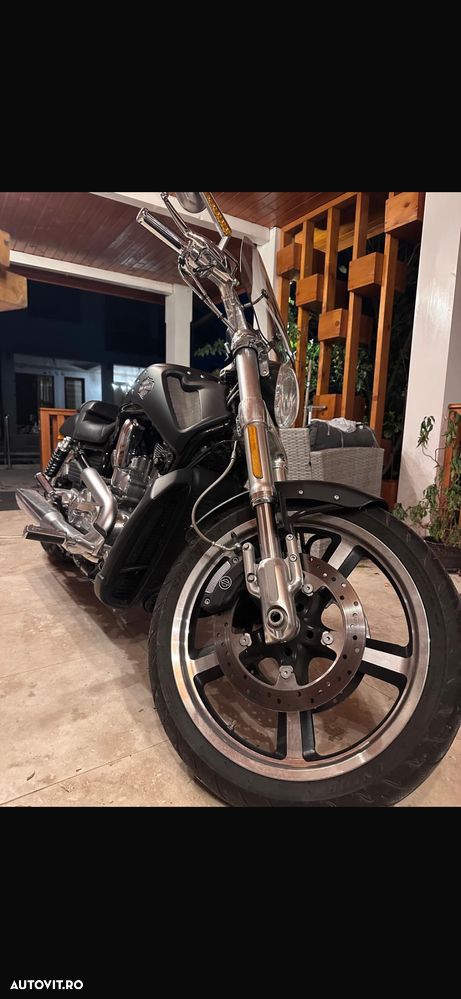 Harley-Davidson V-Rod Muscle - 2