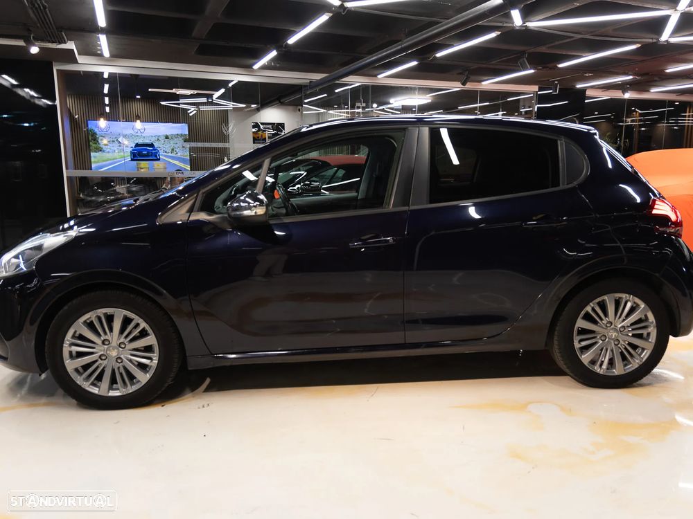 Peugeot 208 1.6 BlueHDi Style - 9
