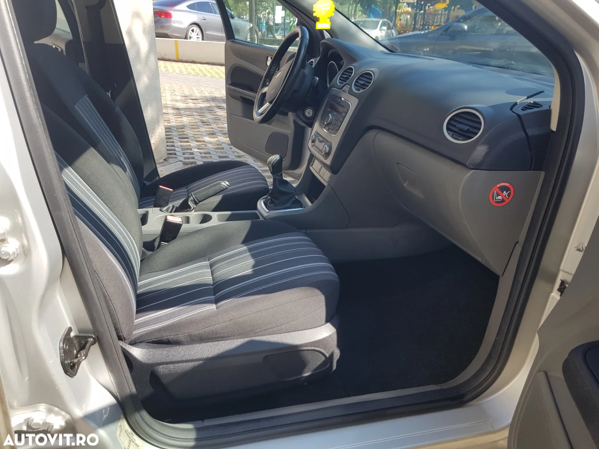 Ford Focus 1.6 TDCi DPF Style - 14