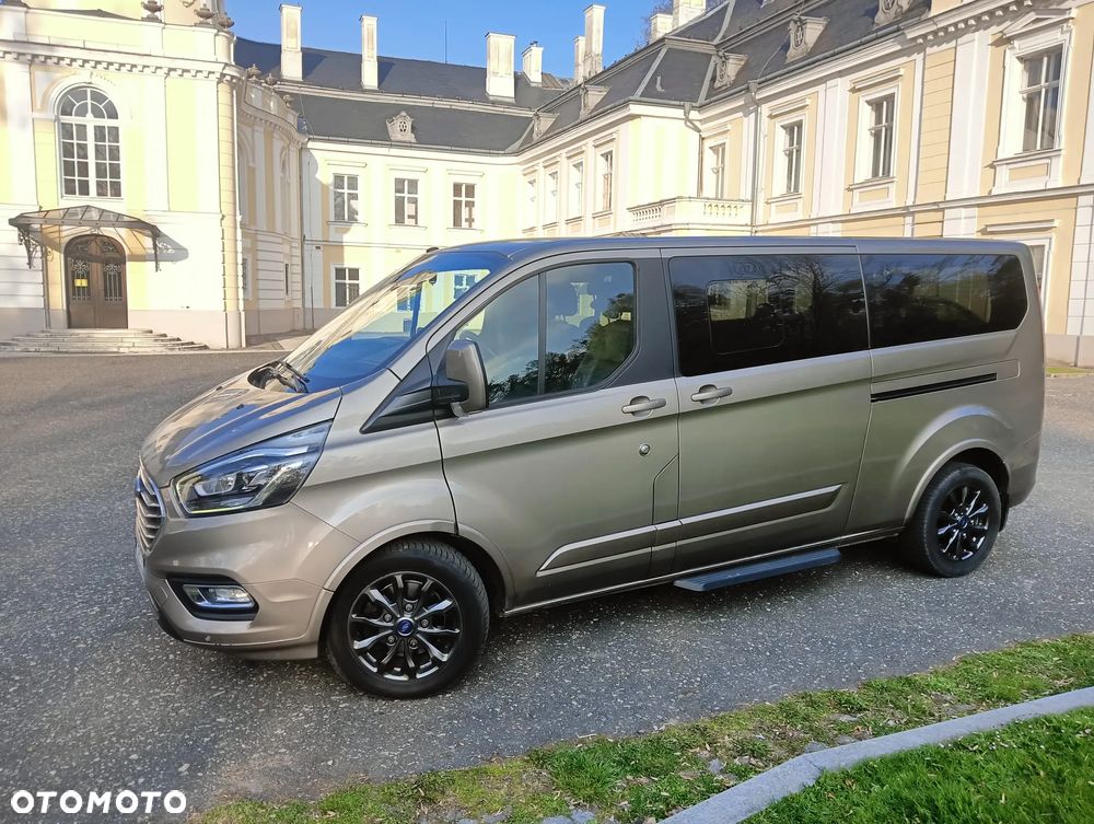 Ford Tourneo Custom 2.0 EcoBlue L1 Titanium SelectShift - 17