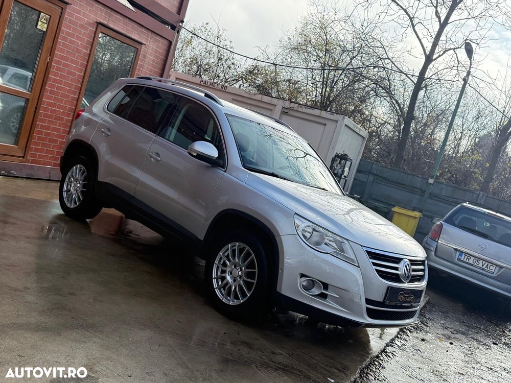 Volkswagen Tiguan - 38