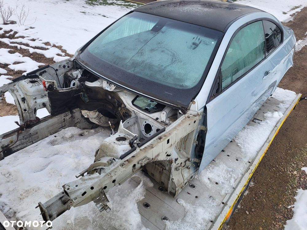 Karoseria Kabina BMW m3 e92 v8 4.0 420km coupe - 4