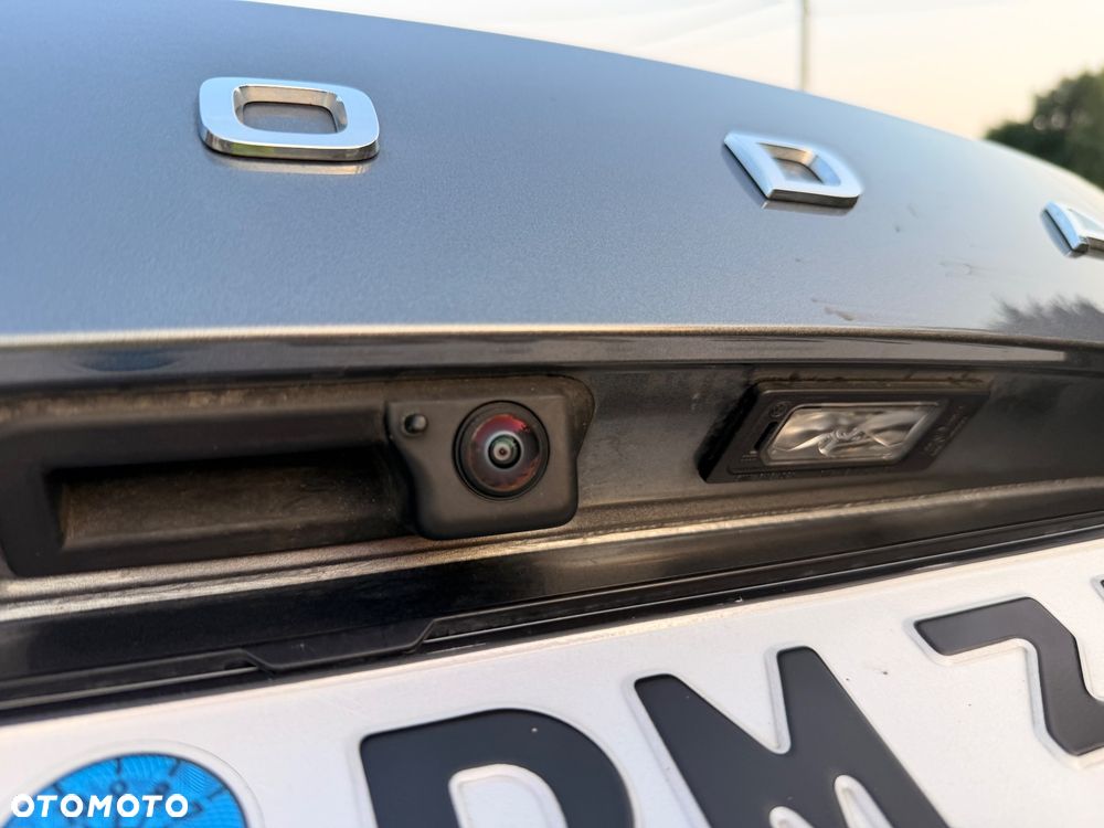 Skoda Octavia 2.0 TDI DSG Edition - 18